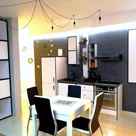 Easy Rent Apartments - Loft Lublin Extérieur photo
