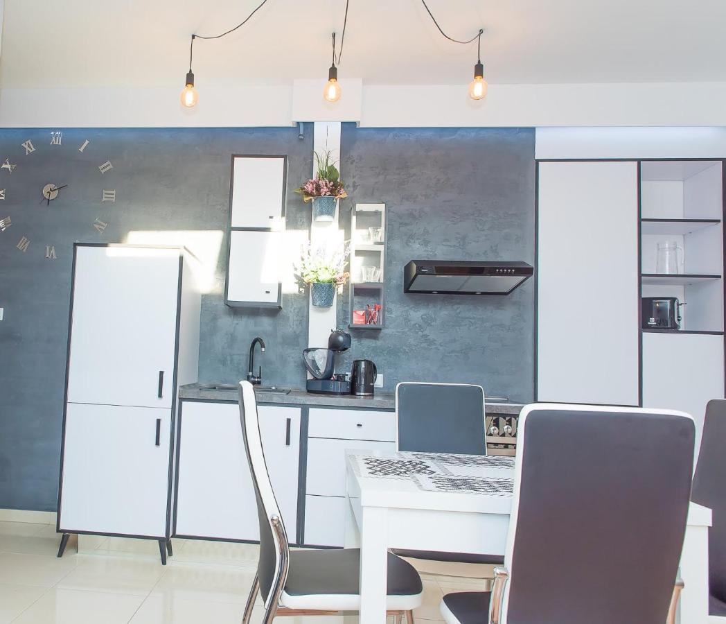 Easy Rent Apartments - Loft Lublin Extérieur photo
