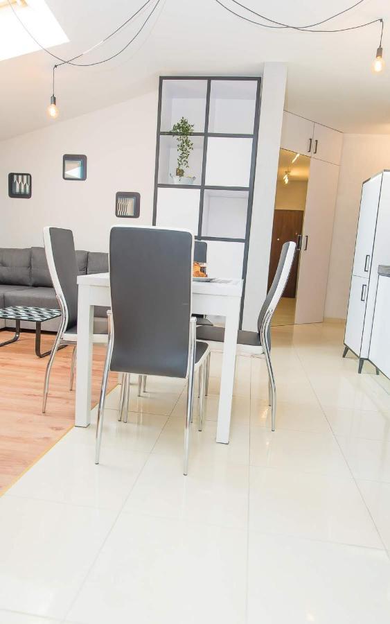 Easy Rent Apartments - Loft Lublin Extérieur photo